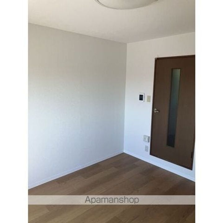 第7リーディングビルの内装