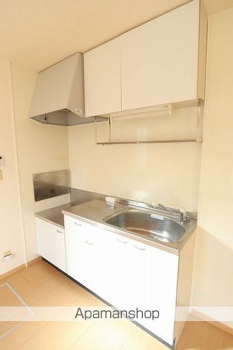 東京都東大和市芋窪6丁目の賃貸アパートのキッチン