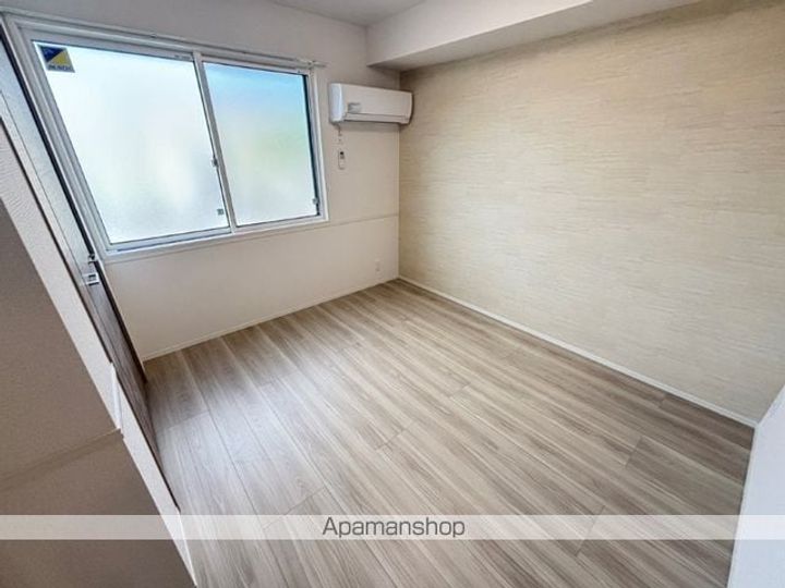 WM新八代 B棟の内装