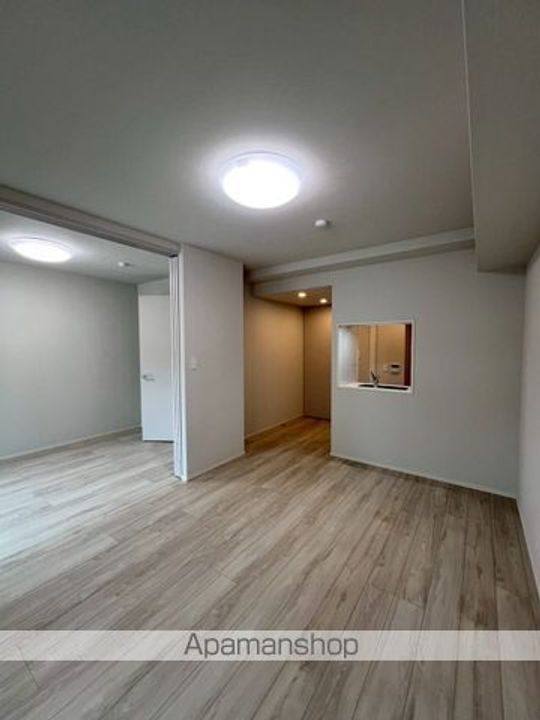 東京都中野区弥生町5丁目の賃貸マンションの内装