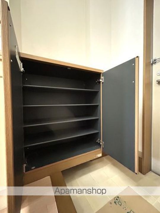 フローレスハタ112号室の内装