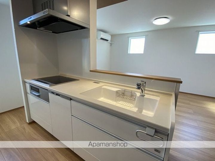 EGG HOUSE KANO301のキッチン