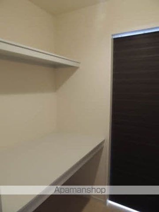 エクラージュ松江 B棟の玄関