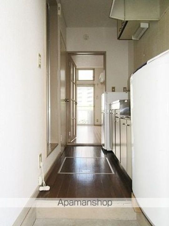 リバサイド青葉201の玄関