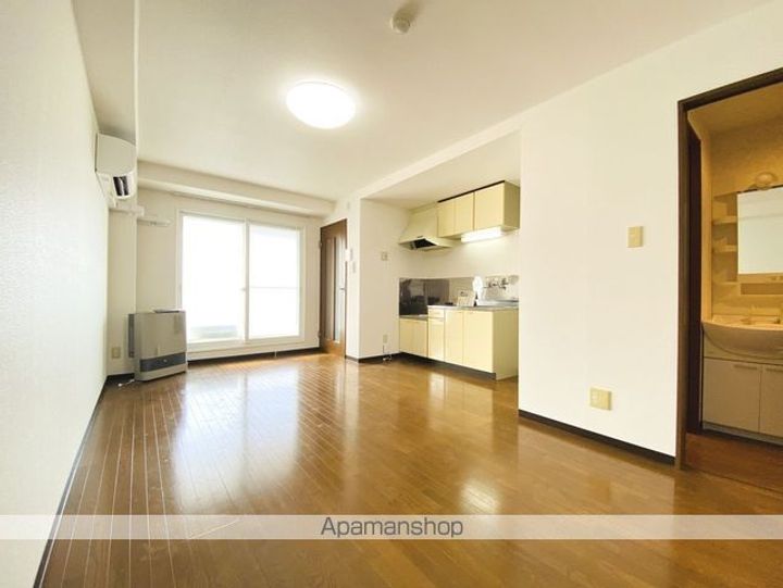 ピュアパレス的場Ⅱの居間