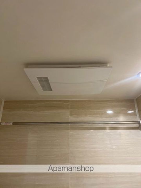 東京都中野区弥生町5丁目の賃貸マンションの内装