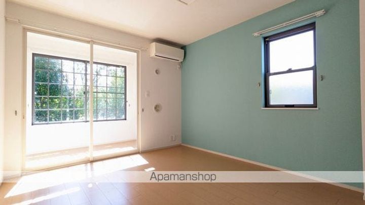 グリーンフェア平泉弐番館の居間