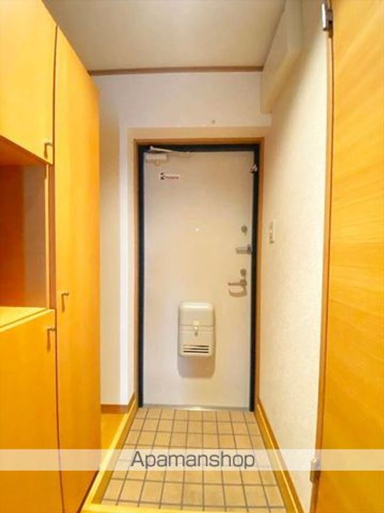 ユーミー川辺の玄関