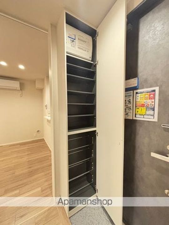 GLOW RESIDENCEの内装