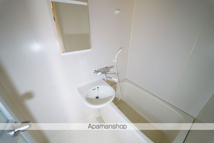 ハイツマロンフィールド E棟102の風呂