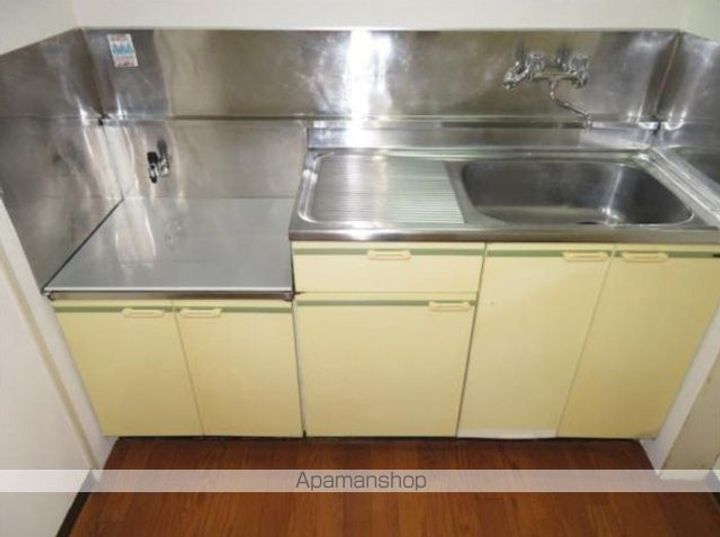 ロイヤルハイツのキッチン