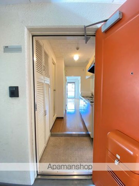 シャンブル八木山403の玄関