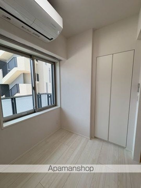 東京都中野区東中野1丁目の賃貸マンションの内装