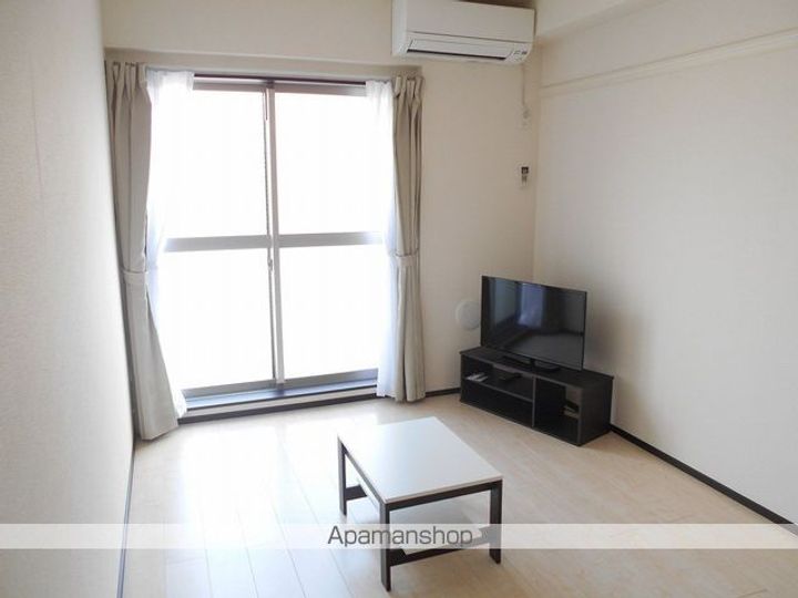 クレイノ柏桜館Ⅱの居間