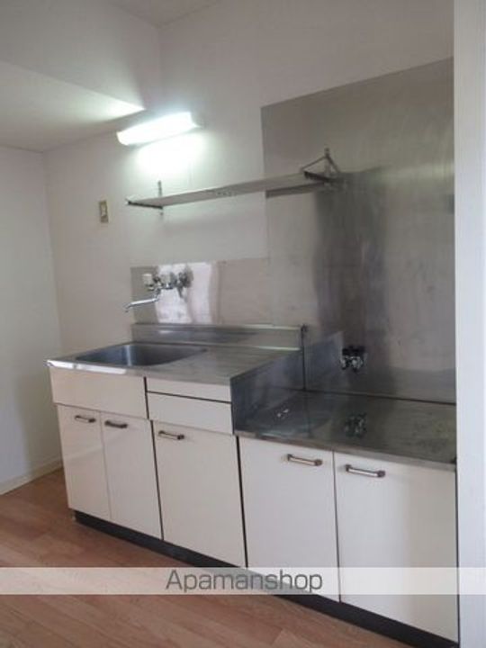 プリンスコート山手町A204のキッチン