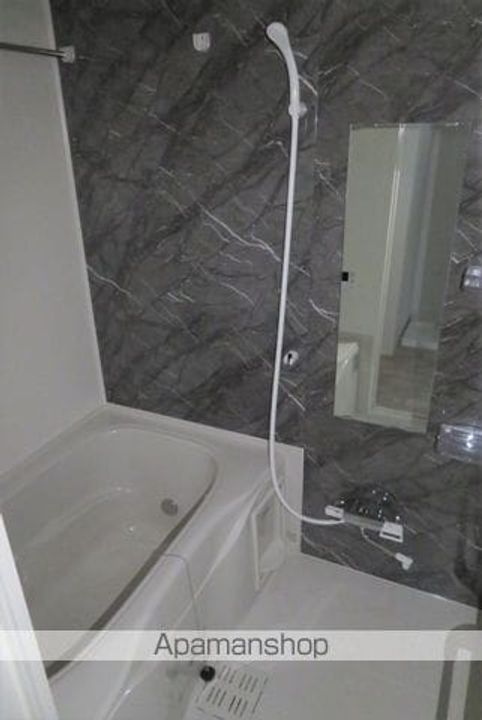 LUANA・AIR・RESIDENCE錦町の風呂