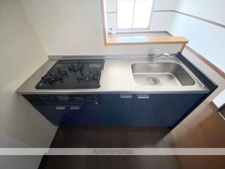 岡山県倉敷市水江の賃貸アパートのキッチン