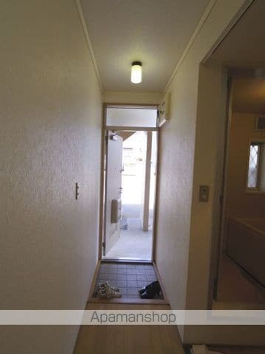 シティハイム八千代Aの玄関