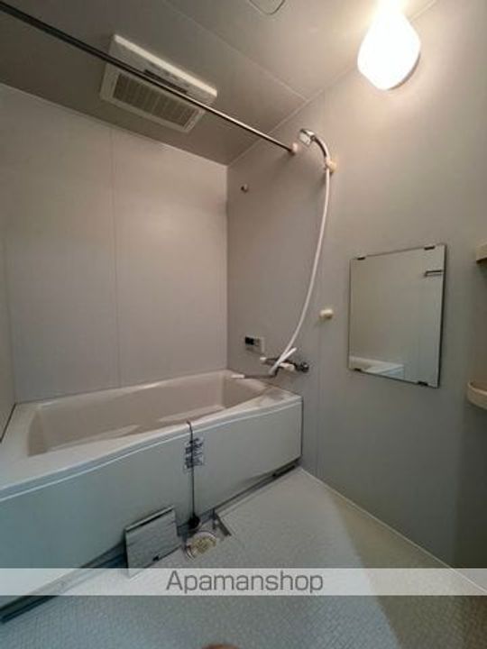 ソレイユ中央の風呂