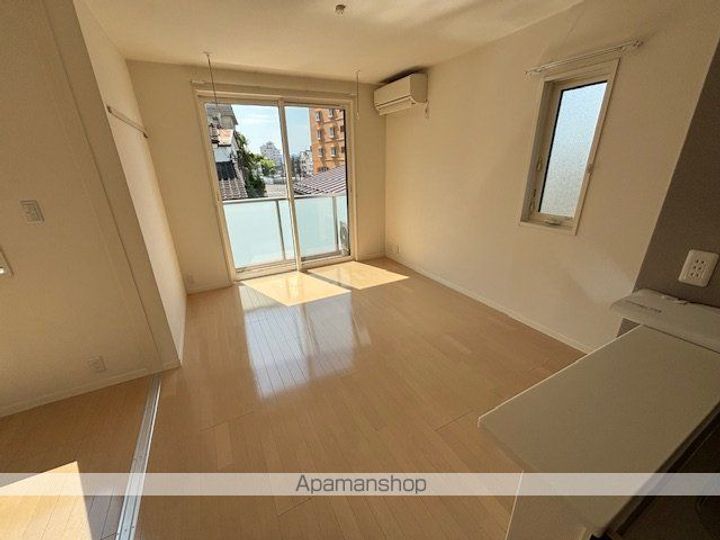 ファミールアベイⅡの居間