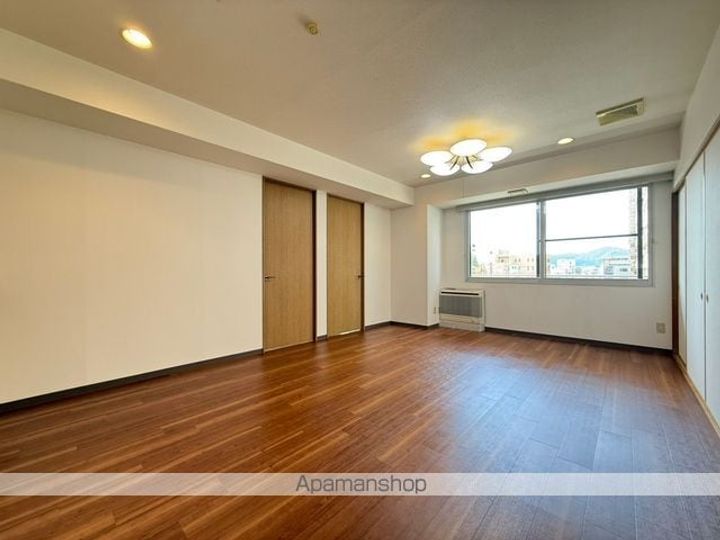 ガーデンテラス函館の居間