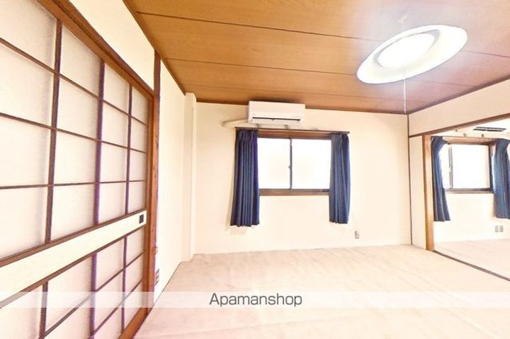 高知県高知市神田の賃貸アパートの内装