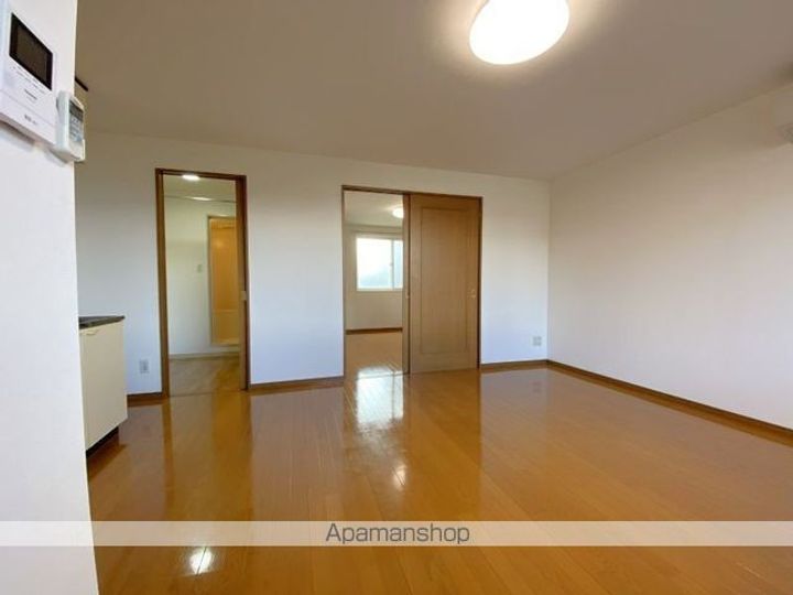 SHINE(シャイン)202の内装