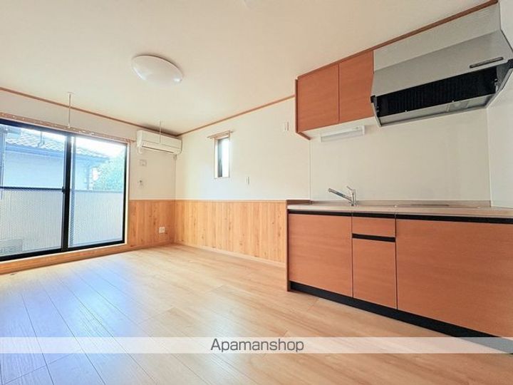 エコノ高松の内装