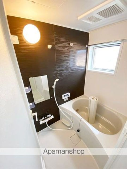 鴨方駅前シックスインの風呂