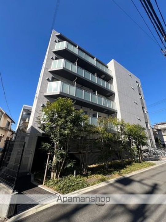 東京都中野区本町6丁目の賃貸マンションの外観