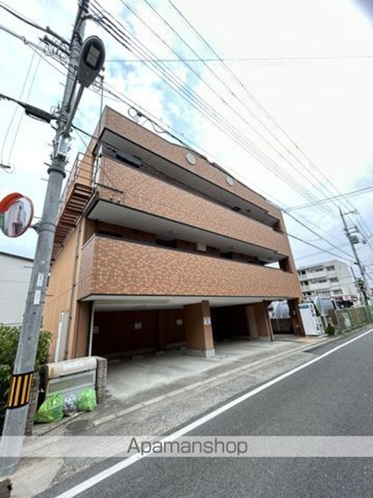 エミーユI202の外観