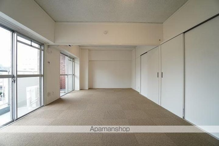 ハイツ三笠の居間