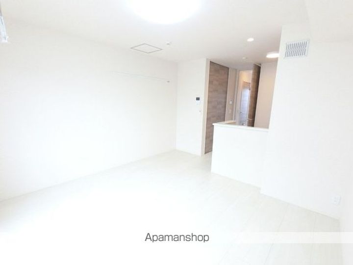 アヴァンセの居間