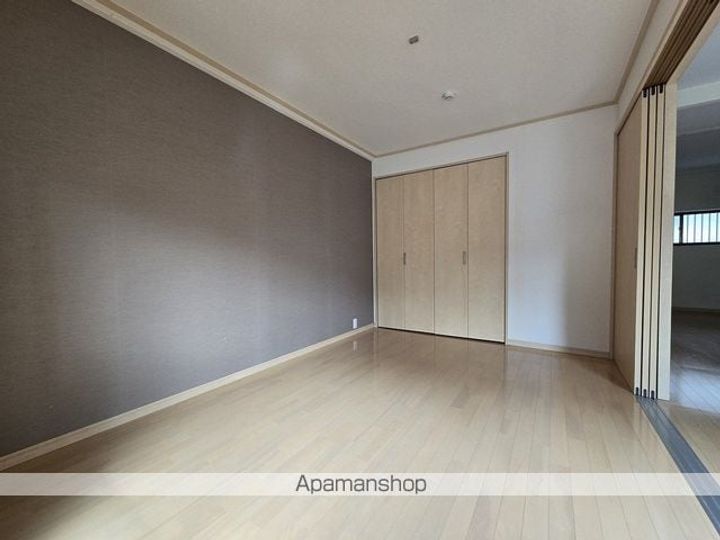 ハイツニューパリアの内装