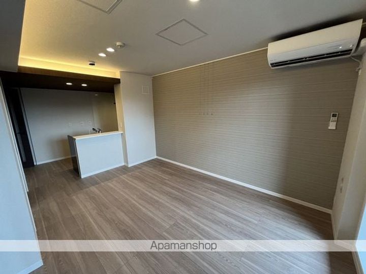 戸塚日和305の居間