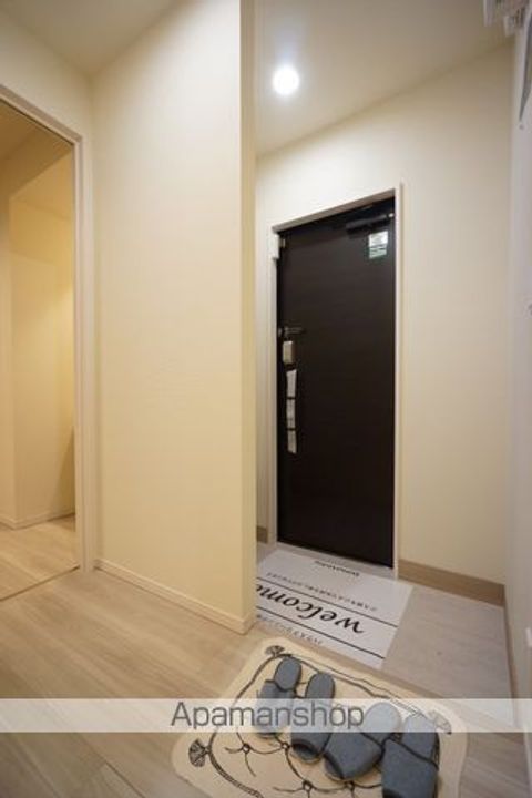 セレスティア松葉町の玄関