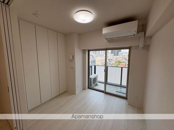 東京都中野区東中野1丁目の賃貸マンションの内装