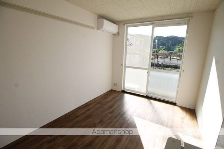 ラ・フォーレの居間