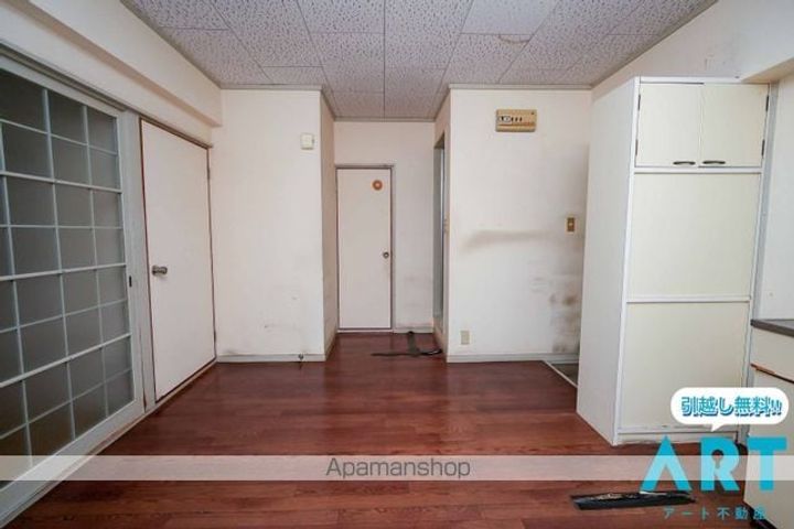 愛媛県松山市福音寺町の賃貸マンションの内装