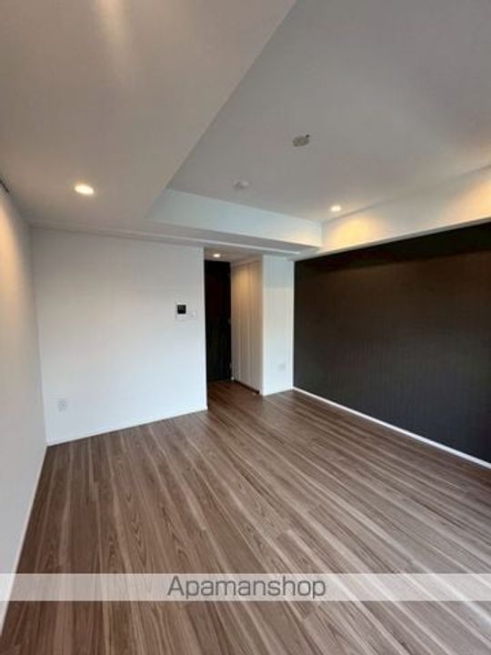 東京都中野区江原町2丁目の賃貸マンションの内装
