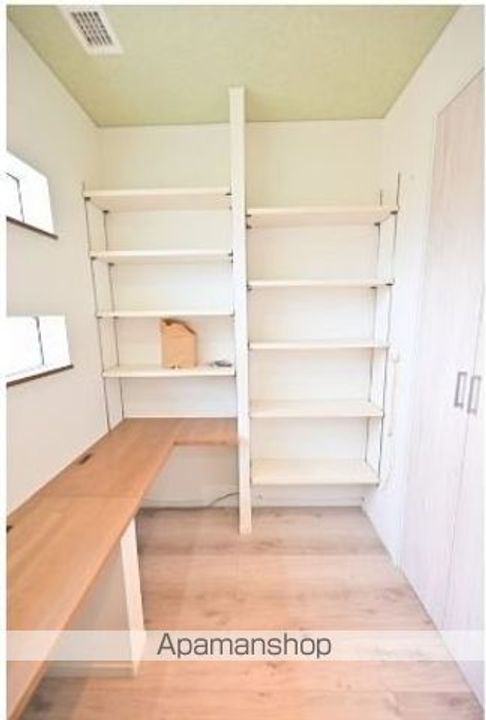 東京都日野市三沢4丁目(一戸建)の賃貸物件戸建ての内装