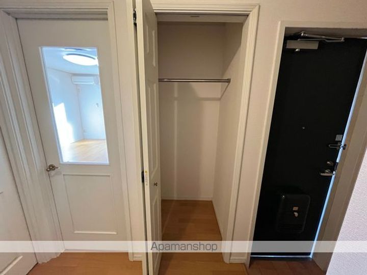 滋賀県湖南市菩提寺北1丁目の賃貸アパートの内装