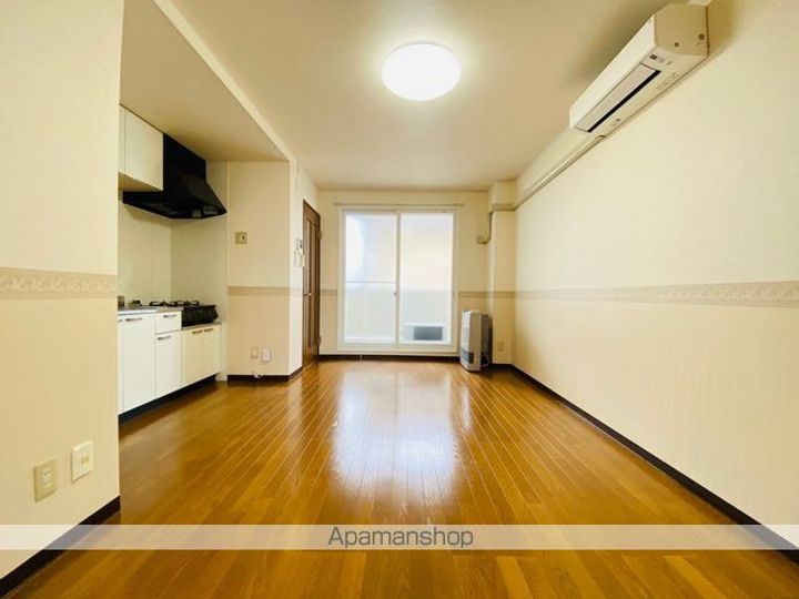 ピュアパレス人見203の内装