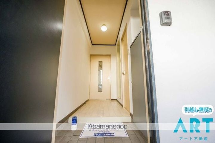 グランシェル12の玄関