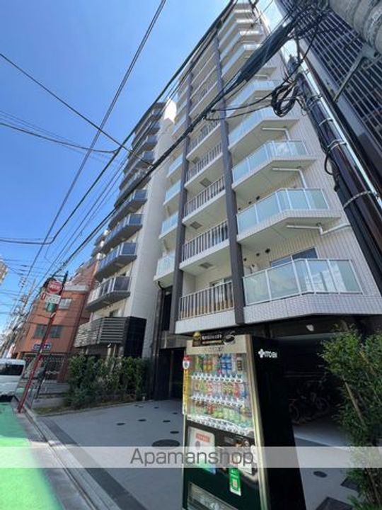 東京都新宿区百人町2丁目の賃貸マンションの外観