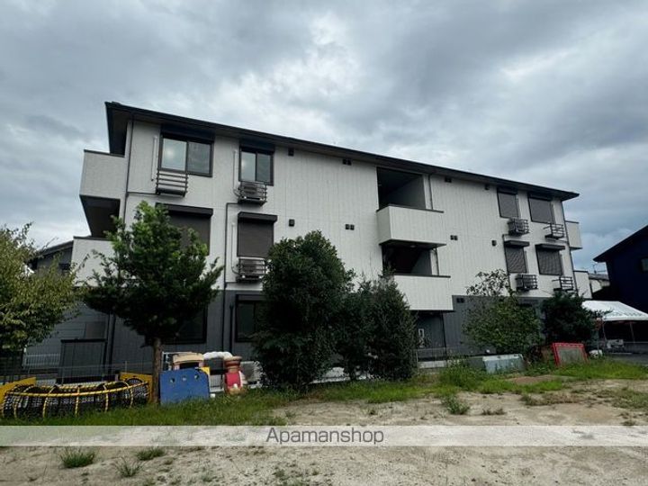 滋賀県大津市本堅田5丁目の賃貸アパートの外観