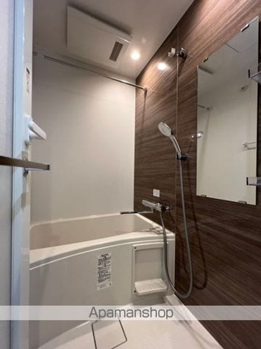 東京都新宿区西新宿8丁目の賃貸マンションの風呂