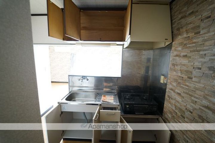 ハイツマロンフィールド E棟102の内装