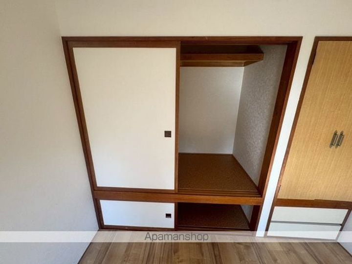 北海道帯広市公園東町4丁目の賃貸マンションの内装