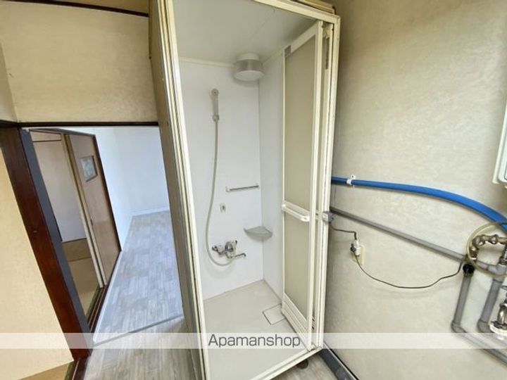 昭和1丁目3番一棟二戸左の風呂